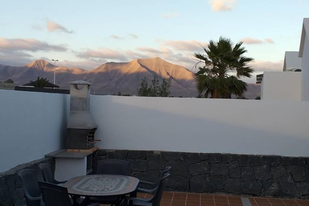 Villa Manuel -Lanzarote Плайя-Бланка Екстер'єр фото